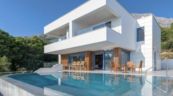 Croatia, Makarska – Newly built villa with pool