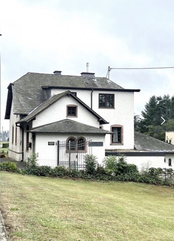 Germany, Detached house 5 rooms in Daleiden Germany
